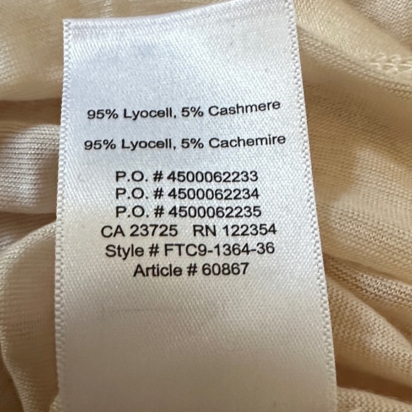 Babaton Cream Short Sleeve Tee - Picture 5 of 5